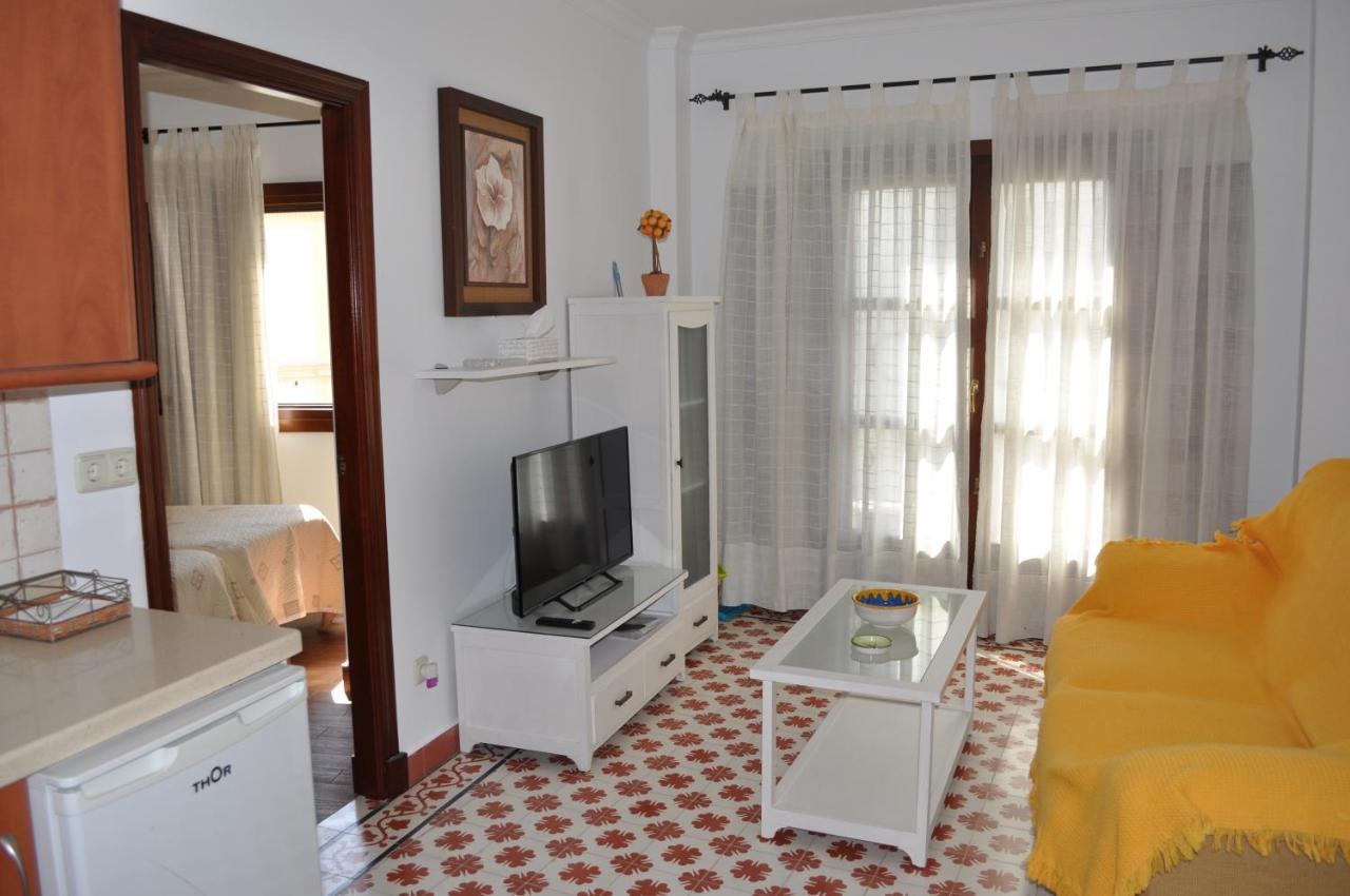 Apartamentos Trujillo Tarifa Exterior photo
