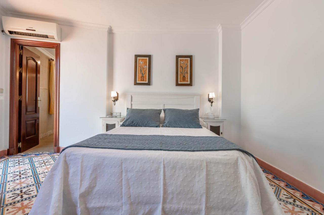 Apartamentos Trujillo Tarifa Exterior photo